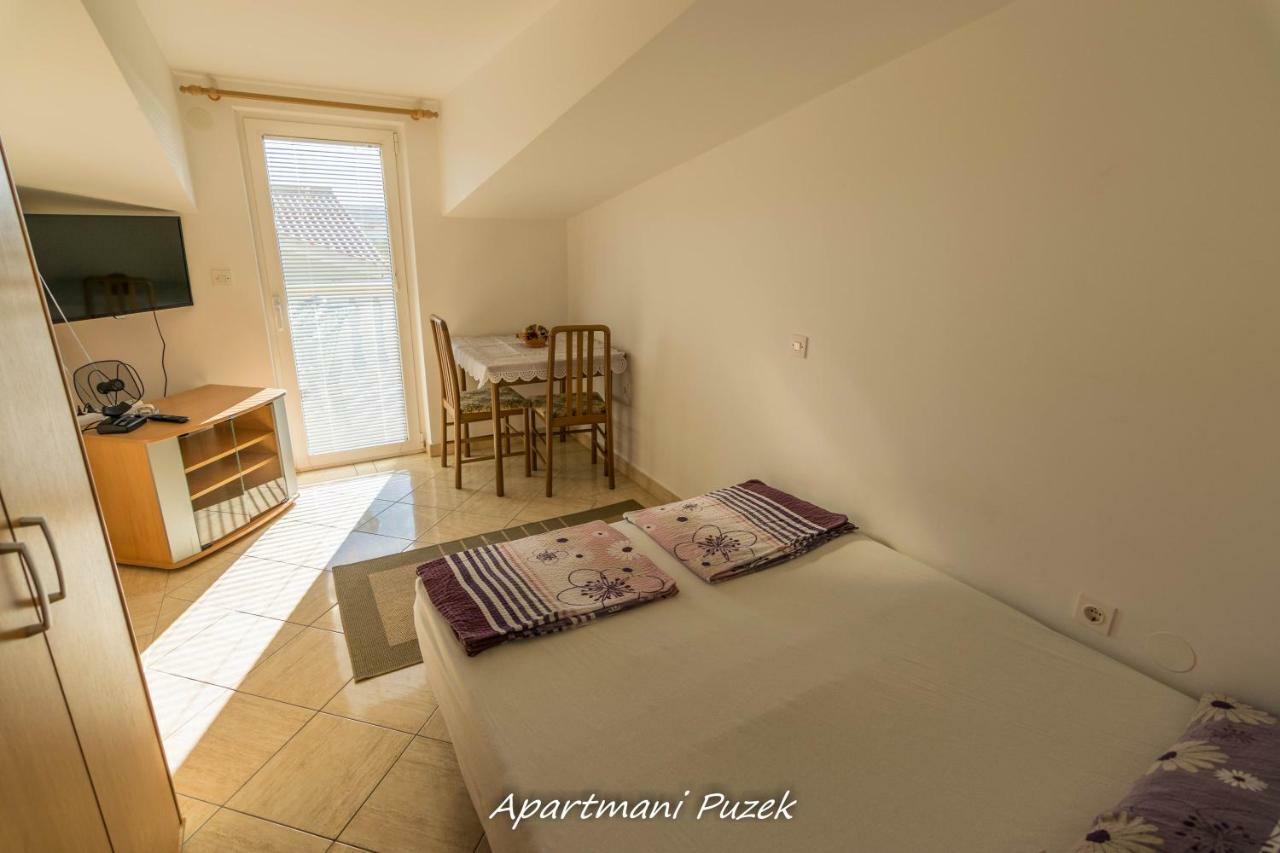 Apartmani Puzek บาร์บินเย ภายนอก รูปภาพ